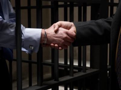 Адвокатів запропонували допускати до підзахисним на вихідних