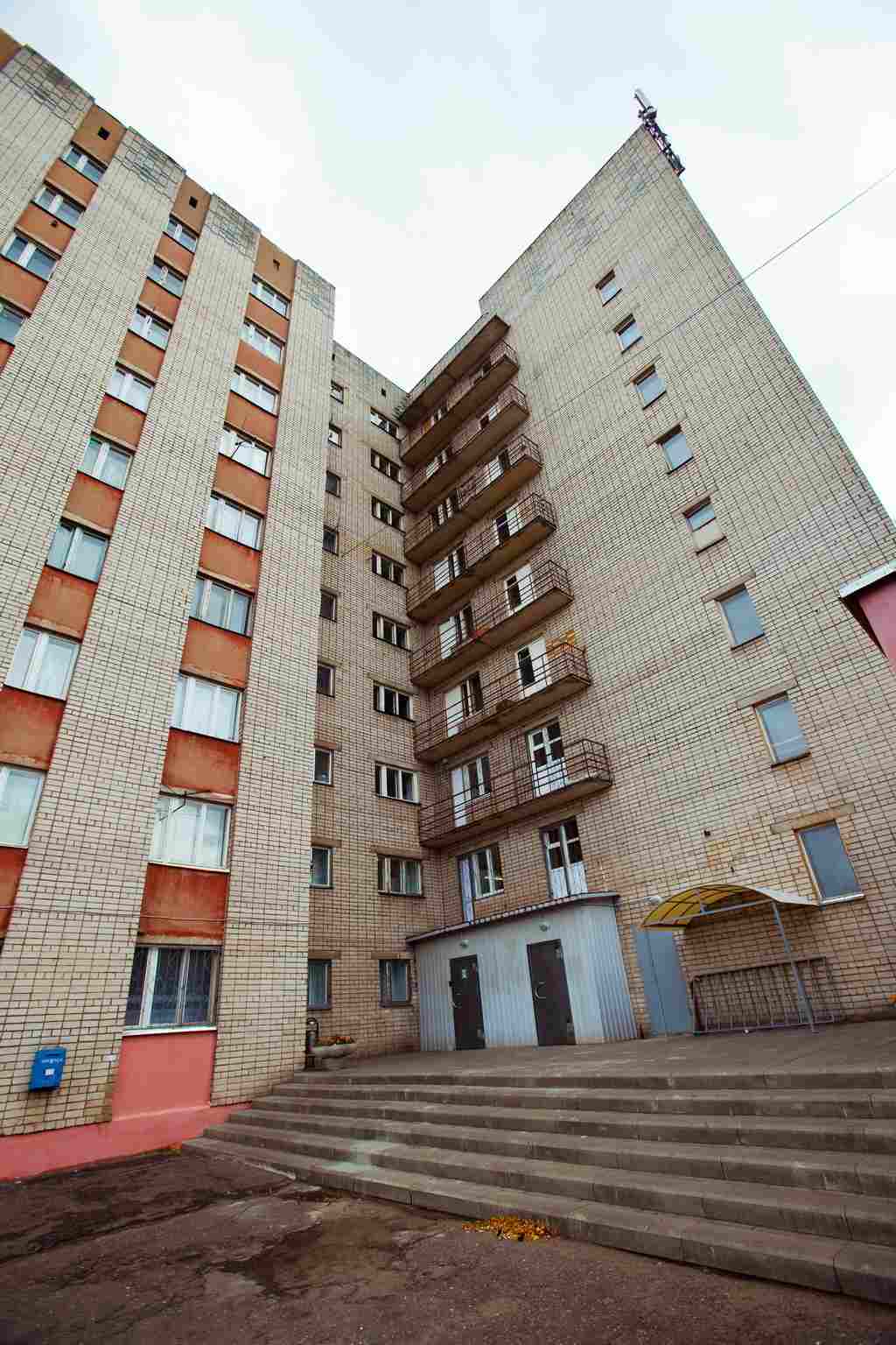 Комітет прийняв рішення щодо ветованого Закону про передачу гуртожитків громадам